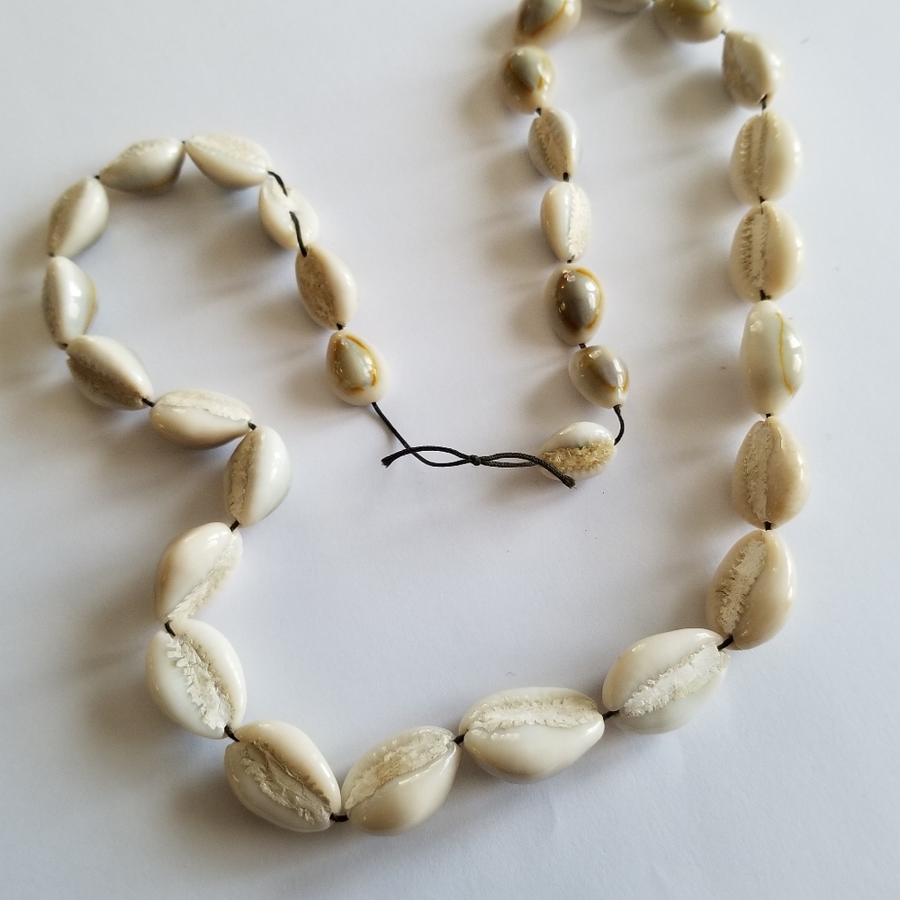 Vintage seashell necklace lei luau beach ocean jewelry cowrie surfer surf - Picture 9 of 9